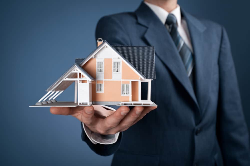 Become a Famous Real Estate Business person - Tips